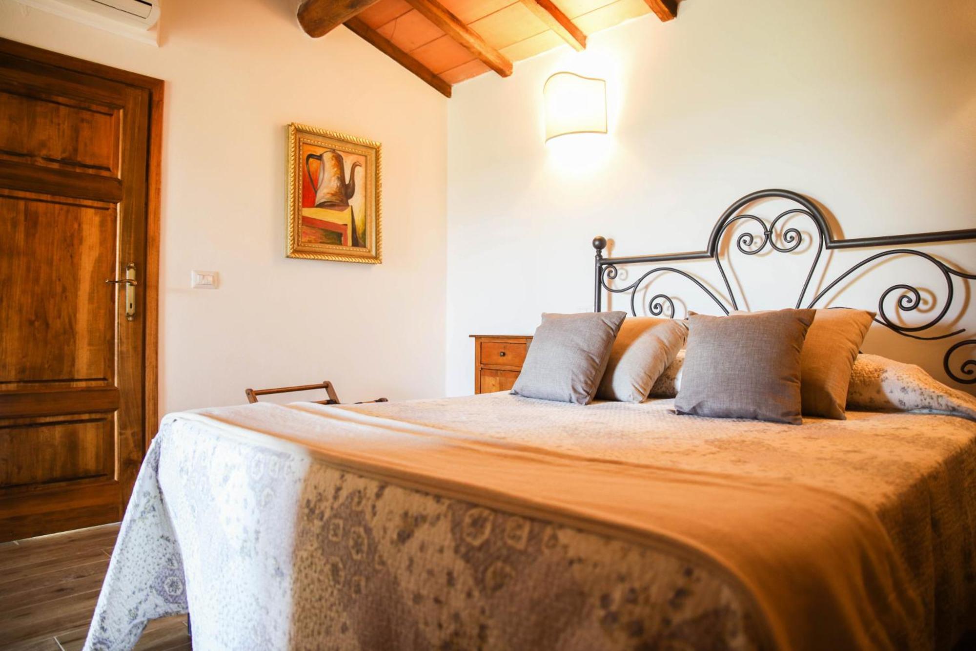 Country House Poggio Aione Guest House Catabbio Exterior photo