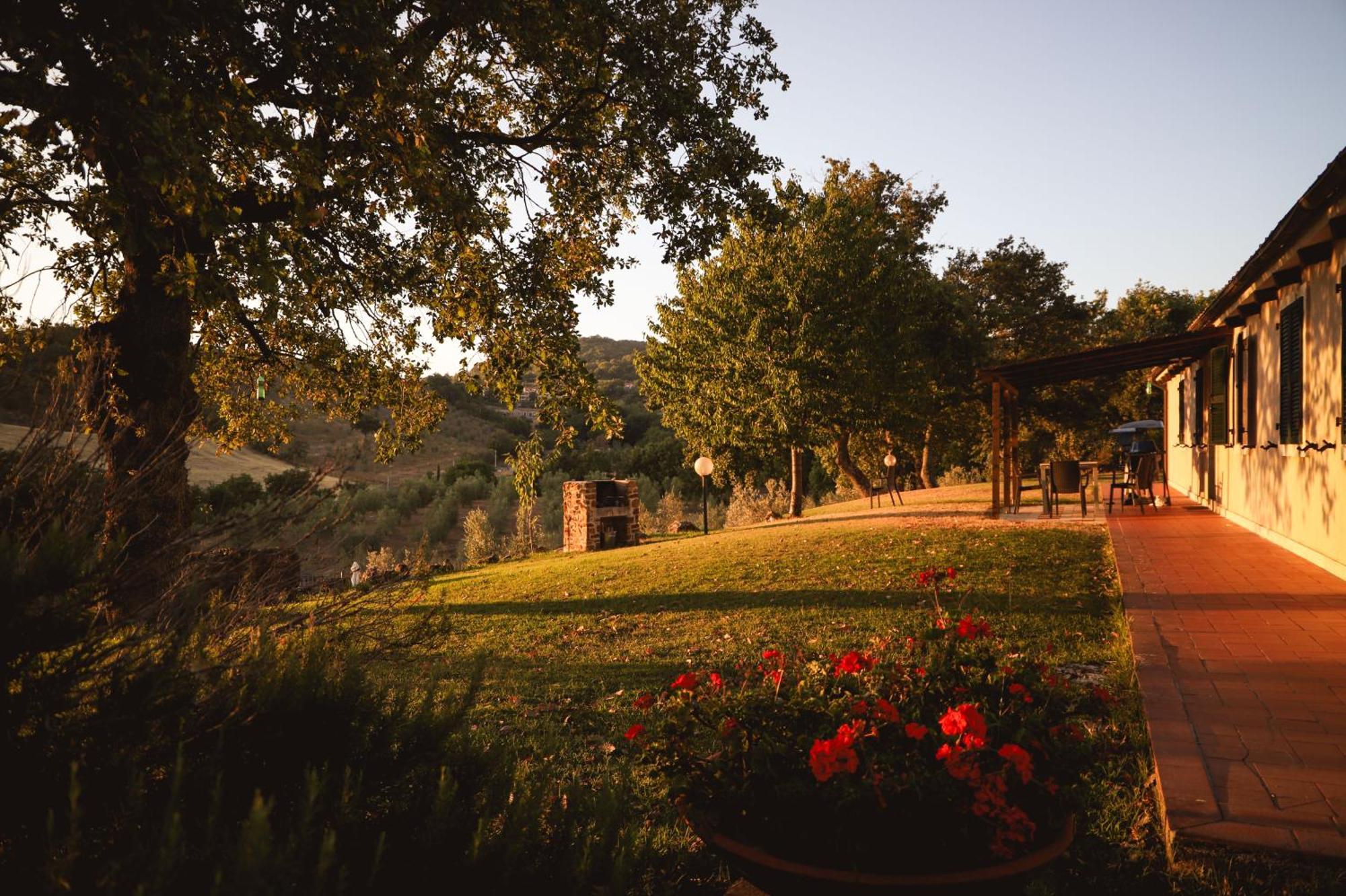 Country House Poggio Aione Guest House Catabbio Exterior photo